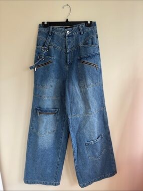 Wide Leg Blue Denim Jeans with Utility Pockets